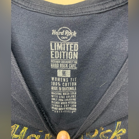 Hard Rock Cafe New York Navy ladies t-shirt size medium. - Picture 3 of 4